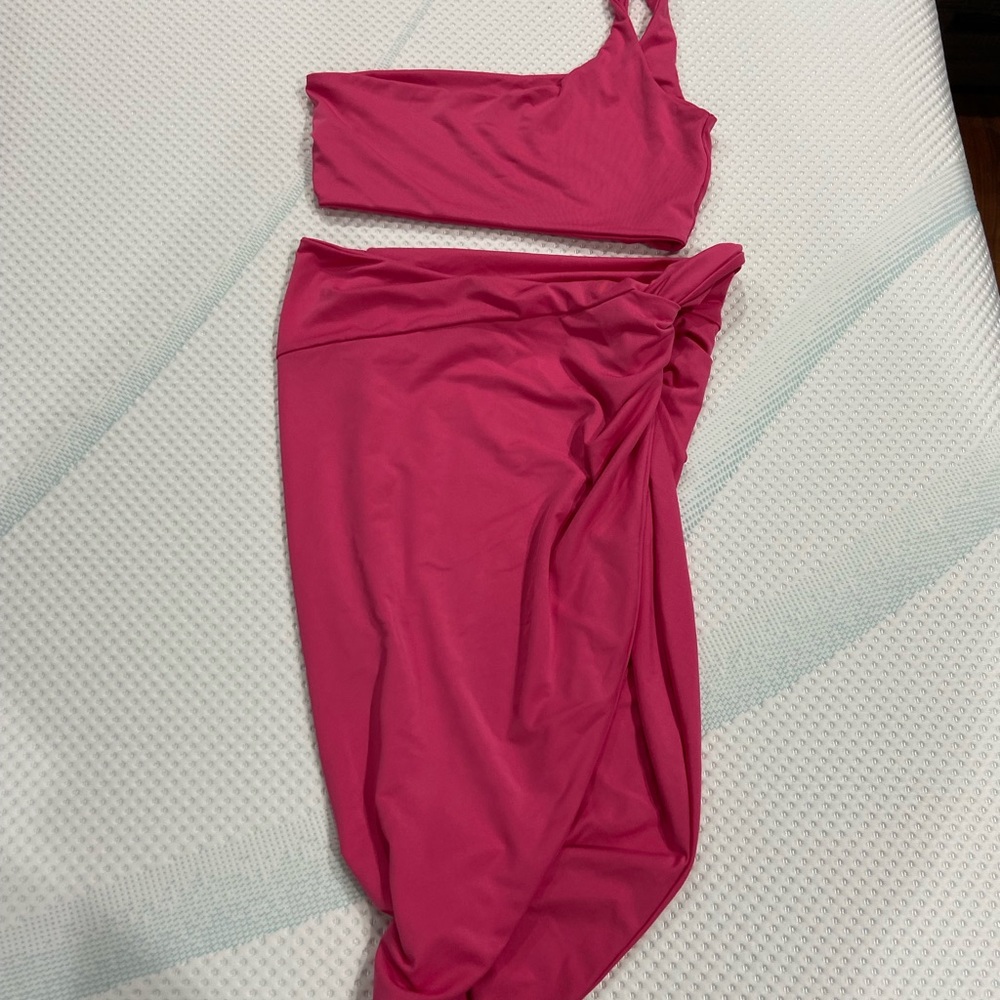 2 Piece Set - image 1